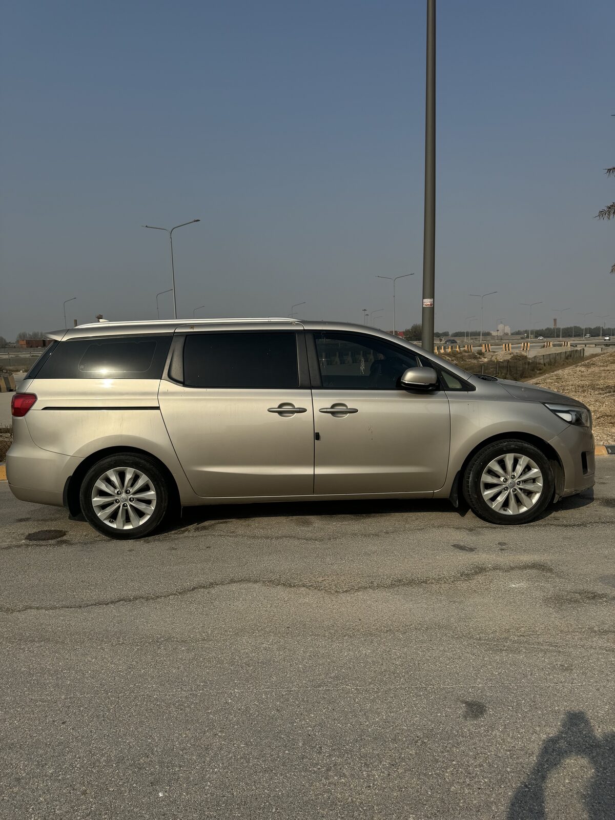 Jubail, Vehicles, Cars & Trucks , SAR 37500,  Kia Carnival,  2016,  Automatic,  249 KM,  Luxurious Family Car