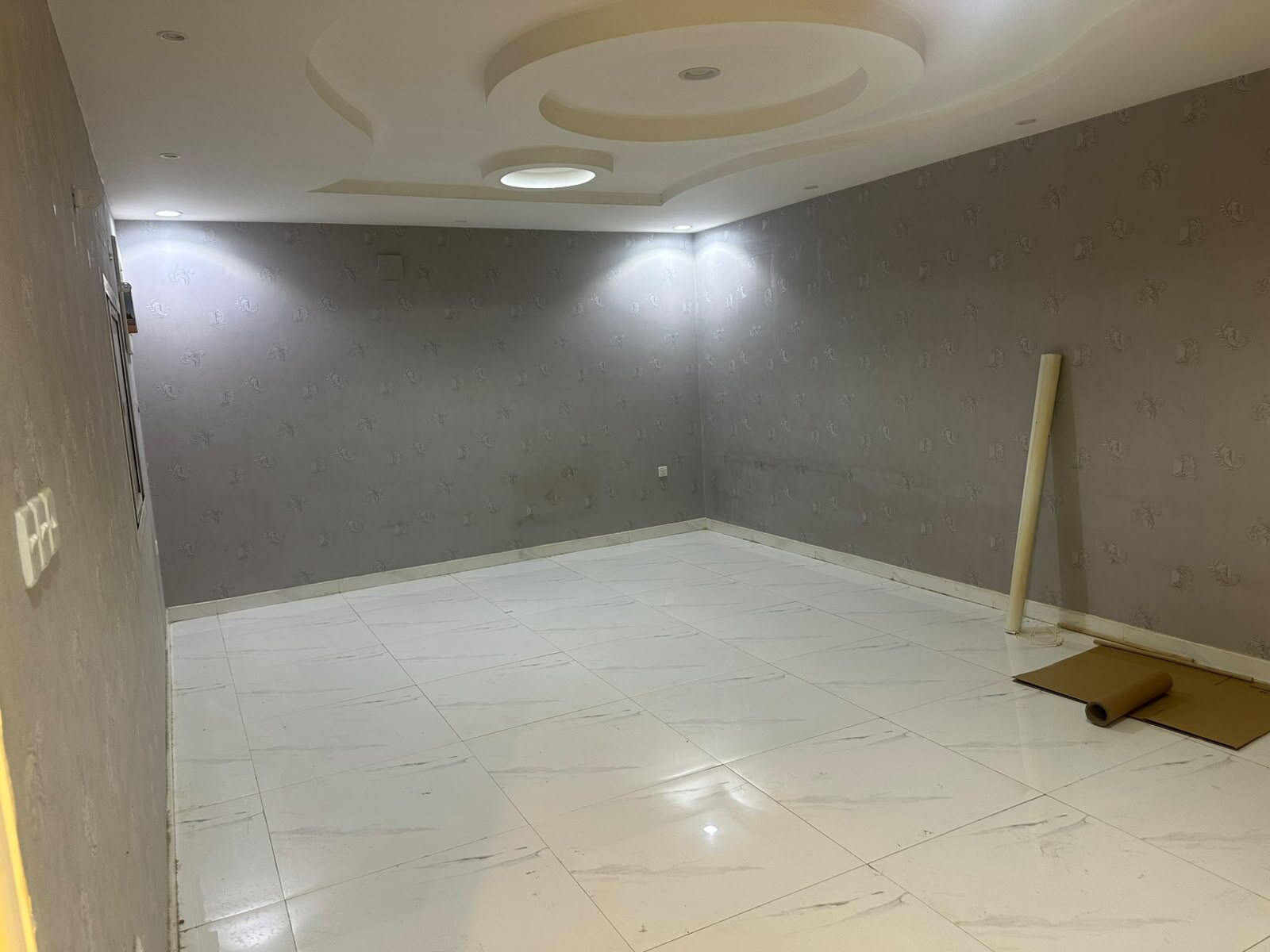 Al Jazirah, Apartments, Flats, Houses & Villas, SAR 40000/year,  3 BR,  Family Apartment First Floor With AC Kitchen Installed Large House Well Maintain