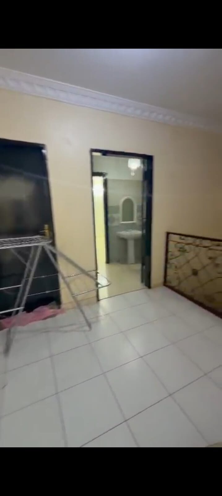 Al Rawdah, Apartments, Flats, Houses & Villas, SAR 35000/year,  3 BR,  Family Apartment 2nd Floor With Open Galary Large House With Big Size Rooms