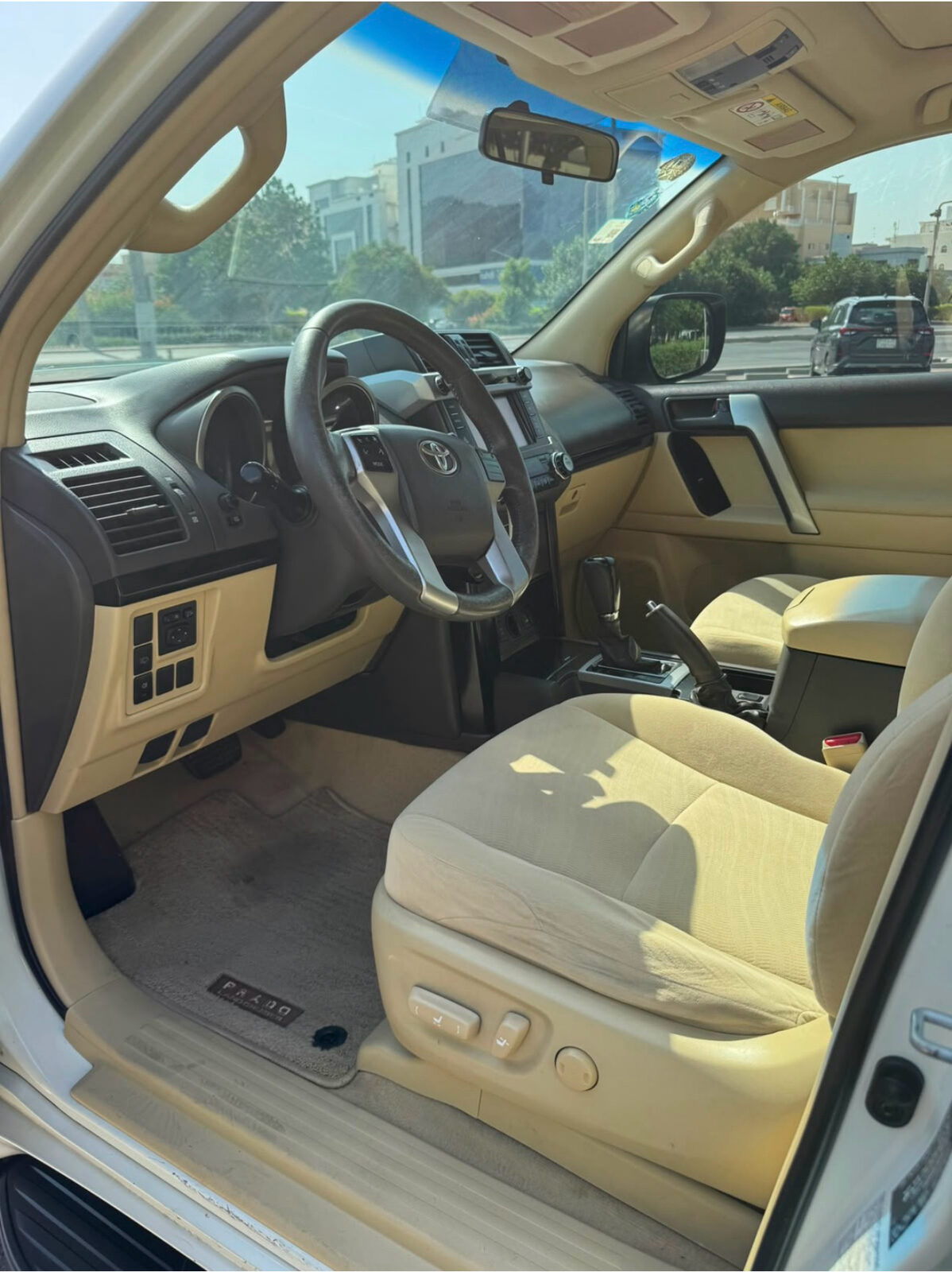 Riyadh, Vehicles, Cars & Trucks , SAR 90000,  Toyota Land Cruiser Prado,  2015,  Automatic,  262000 KM,