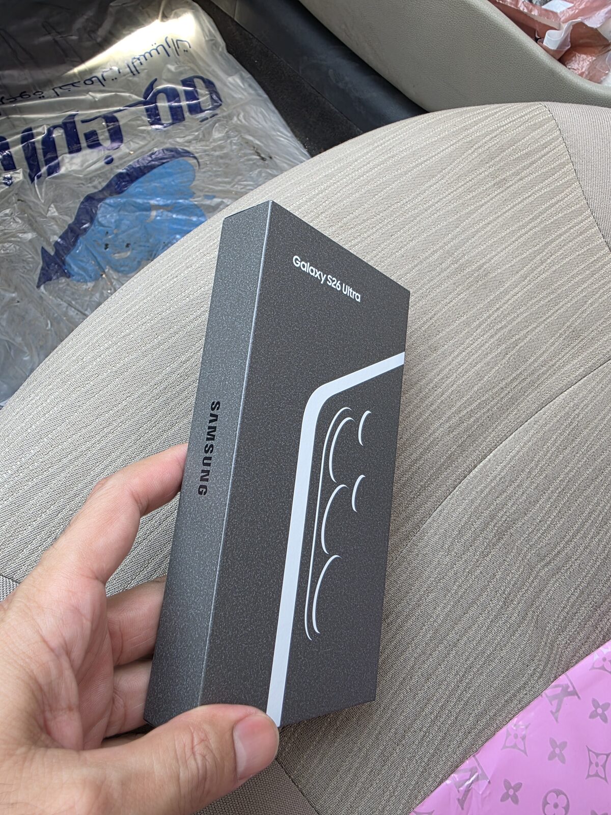 Khobar, Mobile Phones, SAR 3950,  Samsung Galaxy S26 Ultra 256gb 12gb Ram Box Packed Sealed Pack Sale Swap