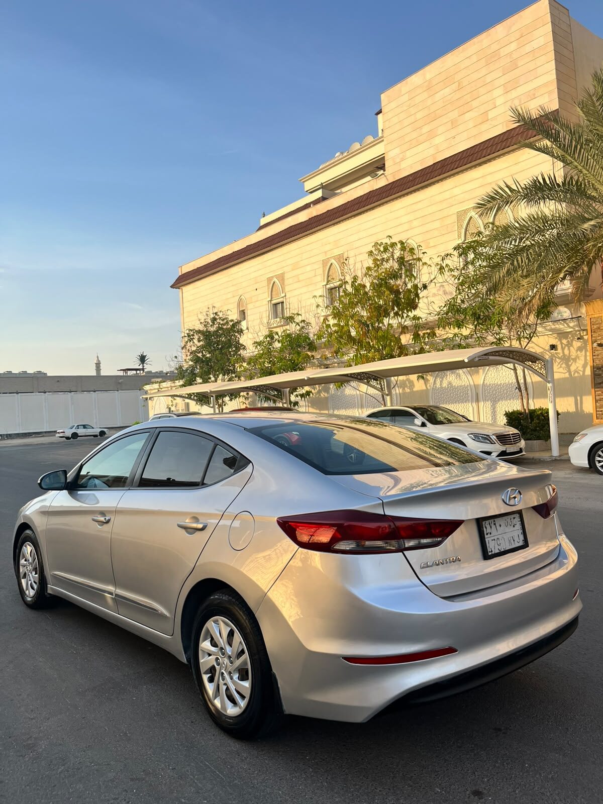 Jeddah, Vehicles, Cars & Trucks , SAR 32000,  Hyundai Elantra,  2017,  Automatic,  240 KM,    Good Condition
