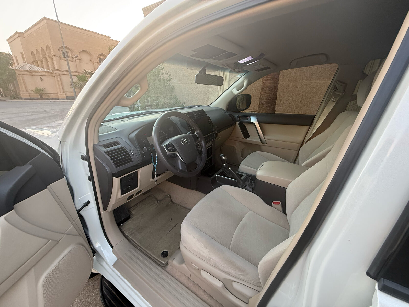 Riyadh, Vehicles, Cars & Trucks , SAR 133000,  Toyota Prado,  2022,  Automatic,  146000 KM,    V6 GCC Version