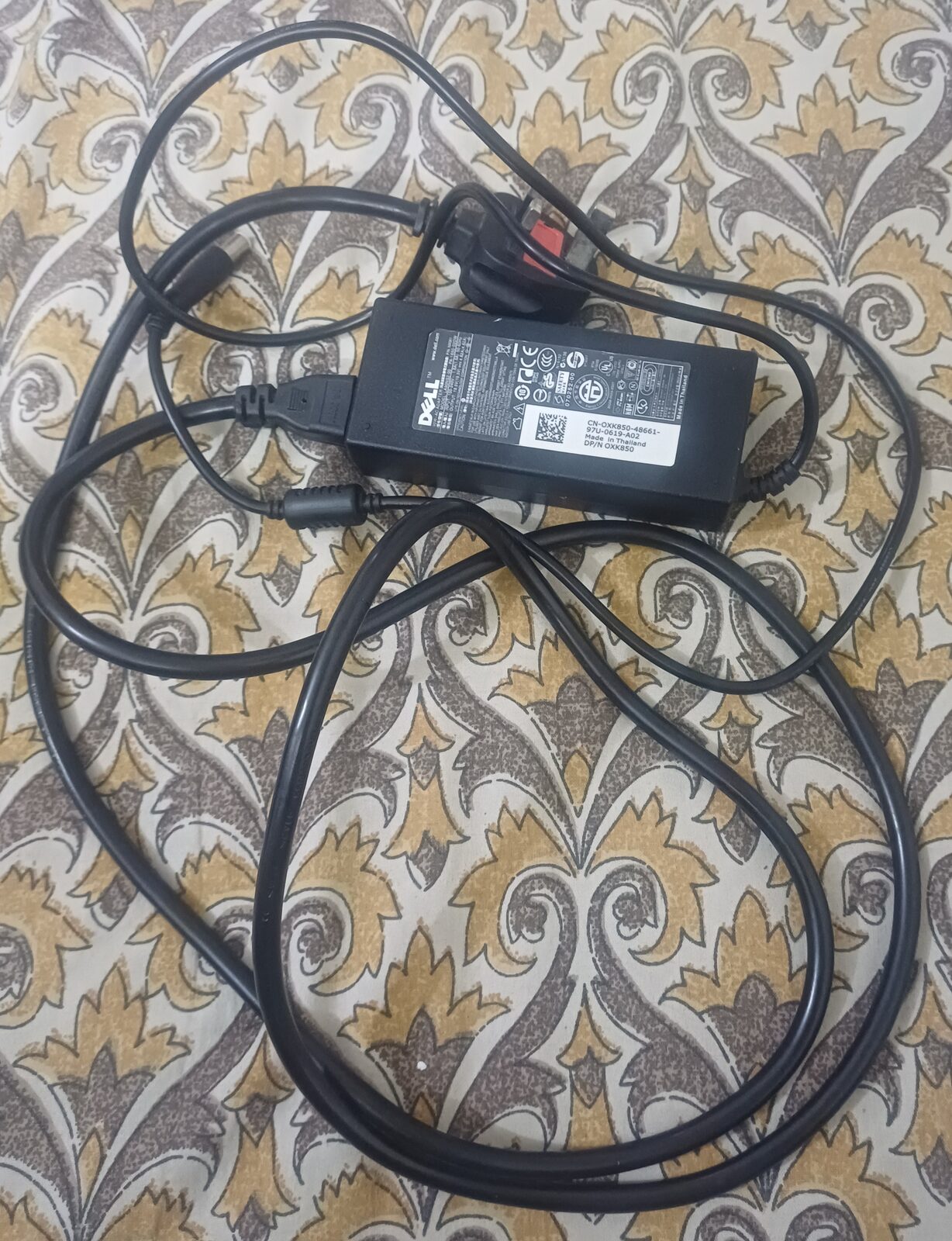 Jeddah, Computer, Dell Adapter Power Charger Laptop For Sale Just Like New.