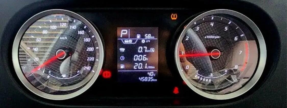 Riyadh, Vehicles, Cars & Trucks , SAR 52500,  HYUNDAI ACCENT,  2025,  Automatic,  45000 KM,  NEAT AND CLEAN  1