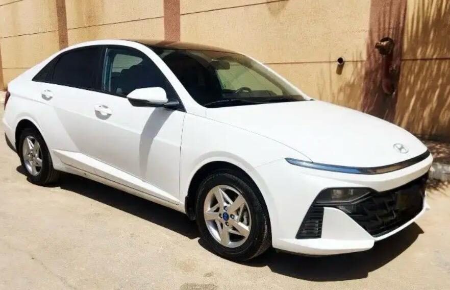 Riyadh, Vehicles, Cars & Trucks , HYUNDAI ACCENT,  2025,  Automatic,  45000 KM,  NEAT AND CLEAN  2