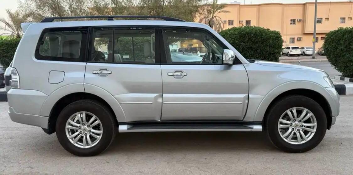 Riyadh, Vehicles, Cars & Trucks , SAR 85000,  MITSUBISHI PAJERO,  2022,  Automatic,  78000 KM,  GOLD EDITION FULL OPTION V6 GLS 100 % ORIGINAL D