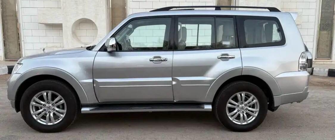 Riyadh, Vehicles, Cars & Trucks , SAR 85000,  MITSUBISHI PAJERO,  2022,  Automatic,  78000 KM,  GOLD EDITION FULL OPTION V6 GLS 100 % ORIGINAL D