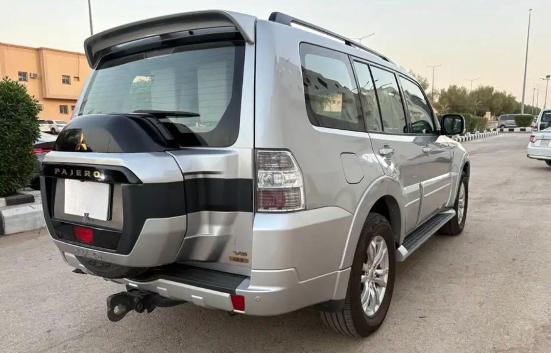 Riyadh, Vehicles, Cars & Trucks , SAR 85000,  MITSUBISHI PAJERO,  2022,  Automatic,  78000 KM,  GOLD EDITION FULL OPTION V6 GLS 100 % ORIGINAL D