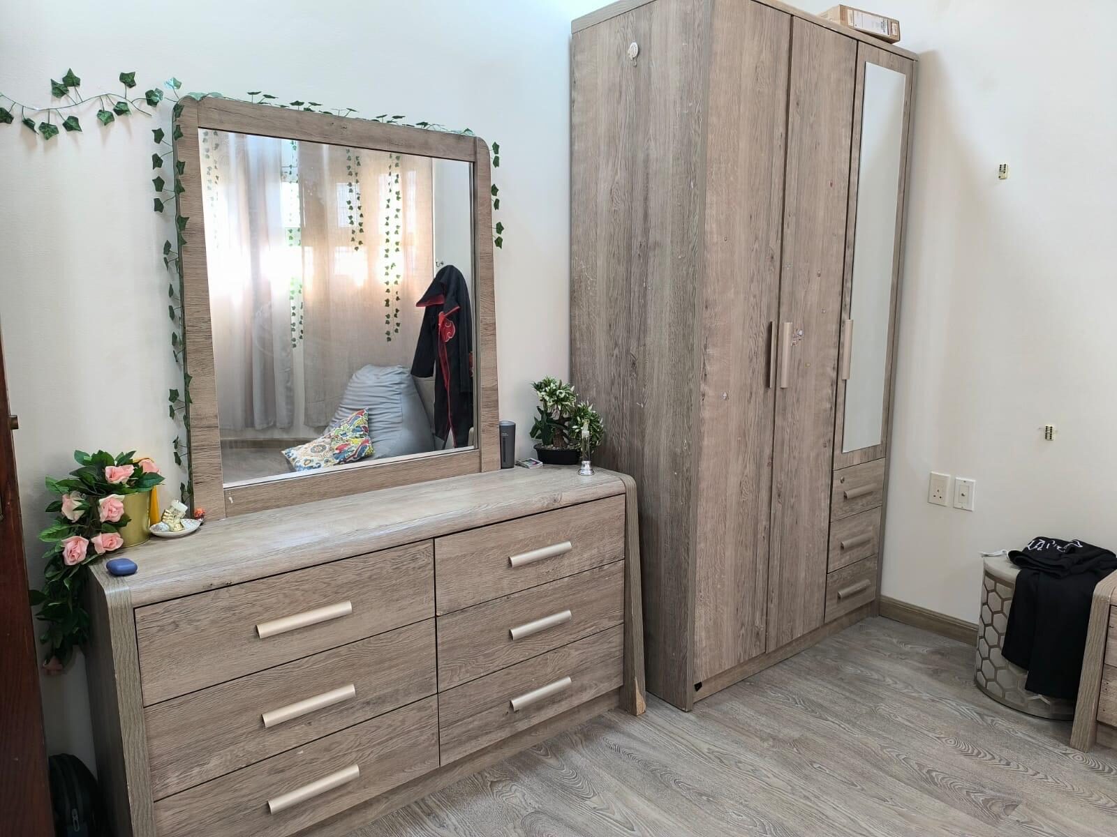 Al Rakah Al Shamaliyah, Furniture, SAR 2000,  Bed Room Set - Home Box &ndash; 180 X 200