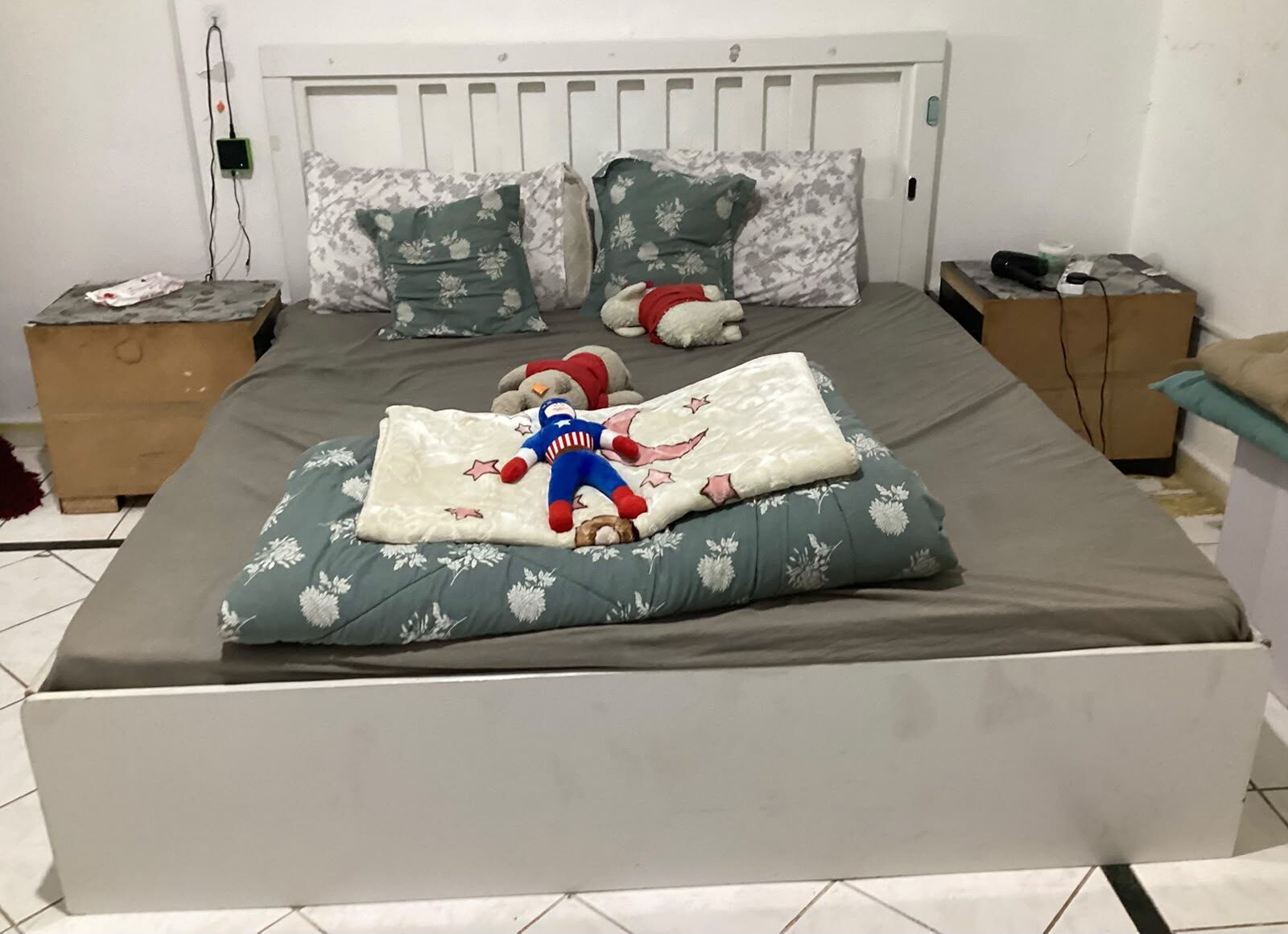 Jeddah, Furniture, SAR 1700,  Final Exit Sale - Very Good Furniture From IKEA And Home Box For Cheap Price