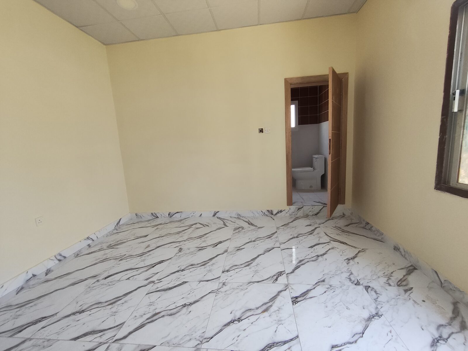 Budaiya, Apartments, Flats, Houses & Villas, BHD 160/year,  1 BR,  Budaiya:- Studio Flat On Rent With Unlimited Ewa..