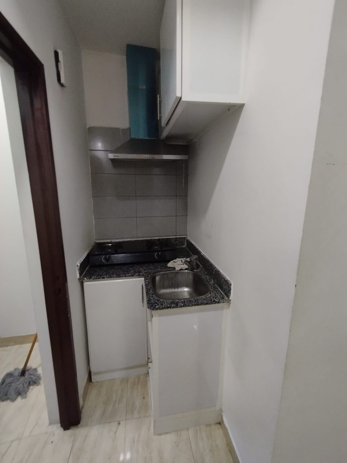 Manama, Apartments, Flats, Houses & Villas, BHD 150/year,  1 BR,  Studio For Rent In Qudaibya Furnished With Electricity