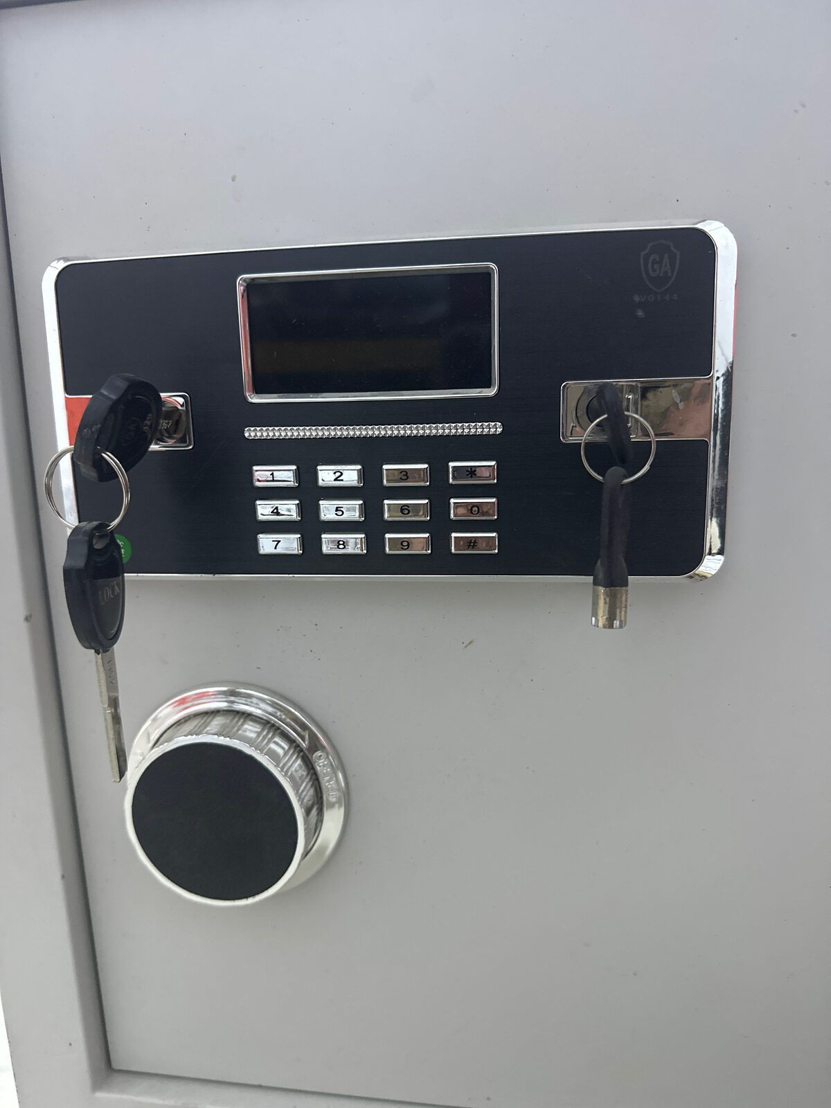 Riyadh, Furniture, SAR 450,  Sale - Cash / Documents Locker