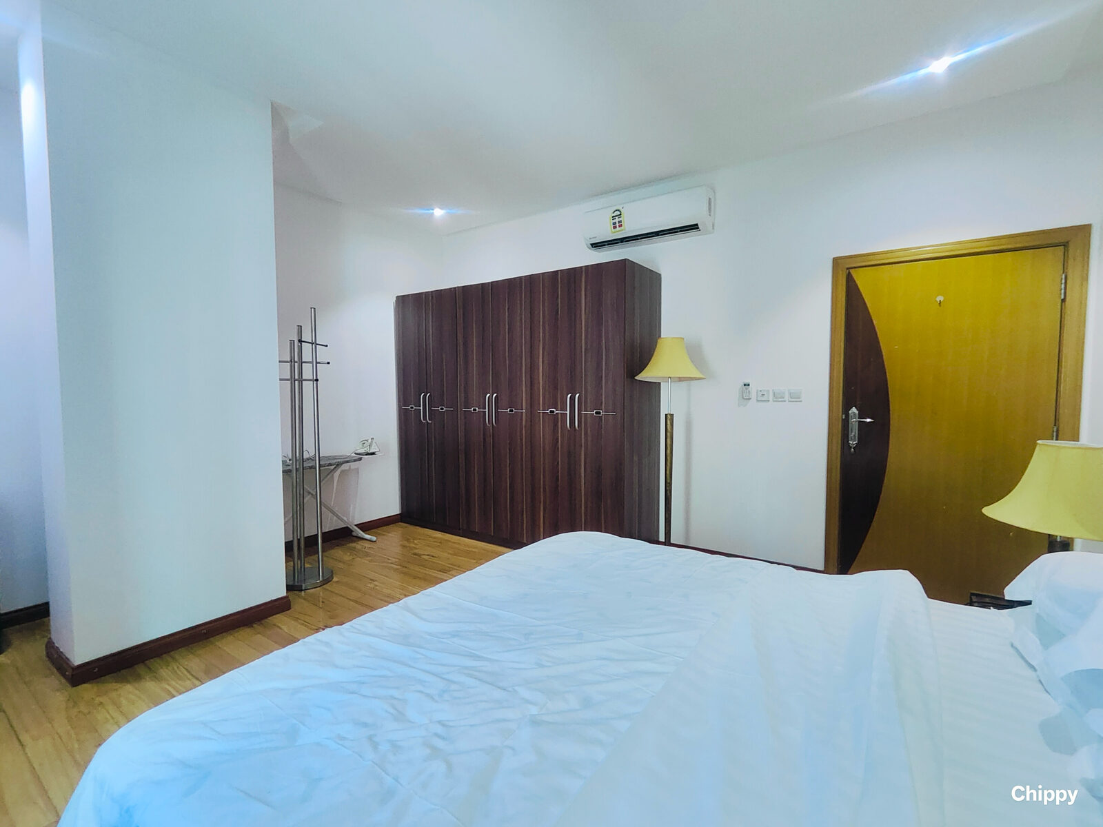 Busaiteen, Apartments, Flats, Houses & Villas, BHD 400/month,  2 BR,  Fully Furnished 2BR Apartment | Weekly Housekeeping | Pool & Gym | Near King Hamad Univers