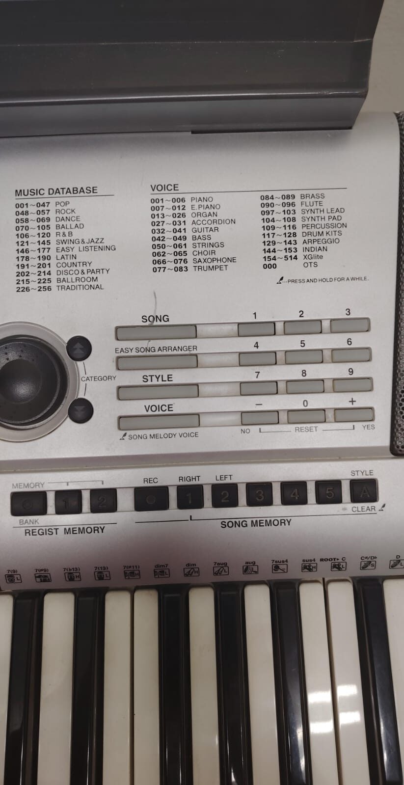 Al Rabie, Musical Instruments, SAR 800,  YAMAHA PSR I425 FOR SALE