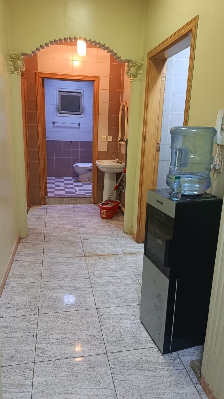 Al Iskan, Housing Exchanges, SAR 11/year,  1 BR,  Furnished, I Am Offering Executive Becholor Room For Rent 6 Month 5500