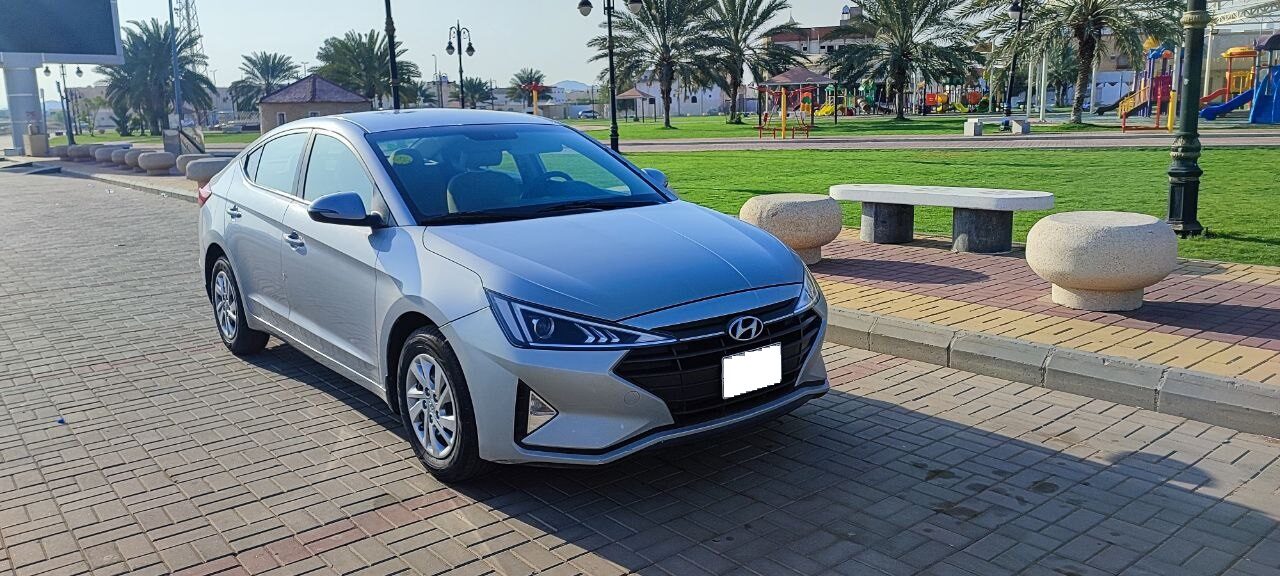 Abraq Ul Raghama, Vehicles, Cars & Trucks , SAR 45,  Hyundai Elantra,  2020,  Automatic,  130000 KM,  Elantra  Cruise Control, Rear-view Camera, Rear A/C