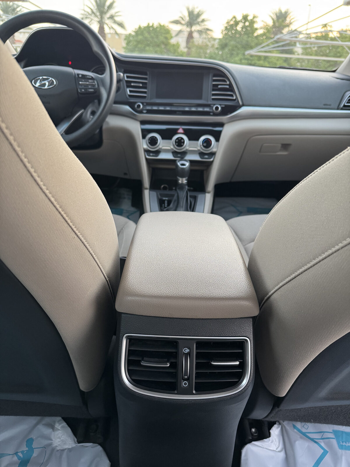 Abraq Ul Raghama, Vehicles, Cars & Trucks , SAR 45,  Hyundai Elantra,  2020,  Automatic,  130000 KM,  Elantra  Cruise Control, Rear-view Camera, Rear A/C