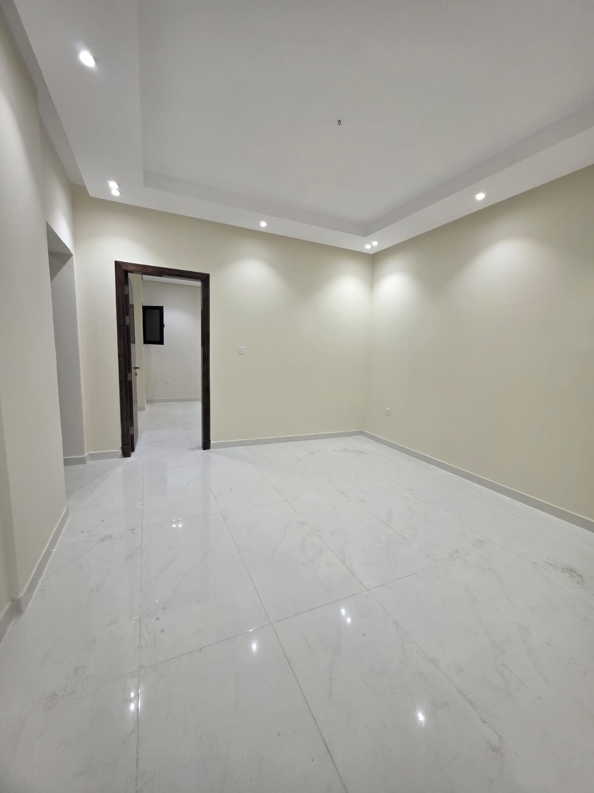 Khobar, Apartments, Flats, Houses & Villas, SAR 29600/year,  3 BR,  New Luxury 3 Bedrooms, A Hall,2 Bathrooms, A Kitchen,with Air Conditioners And Elevator,pr