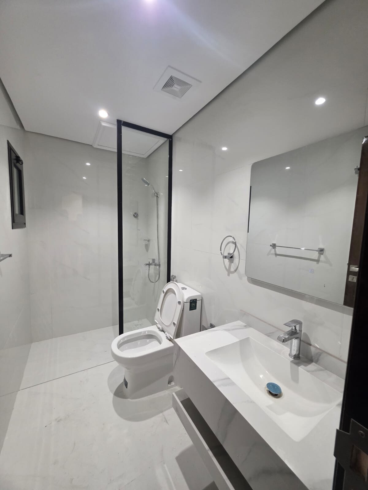 Khobar, Apartments, Flats, Houses & Villas, SAR 29600/year,  3 BR,  New Luxury 3 Bedrooms, A Hall,2 Bathrooms, A Kitchen,with Air Conditioners And Elevator,pr