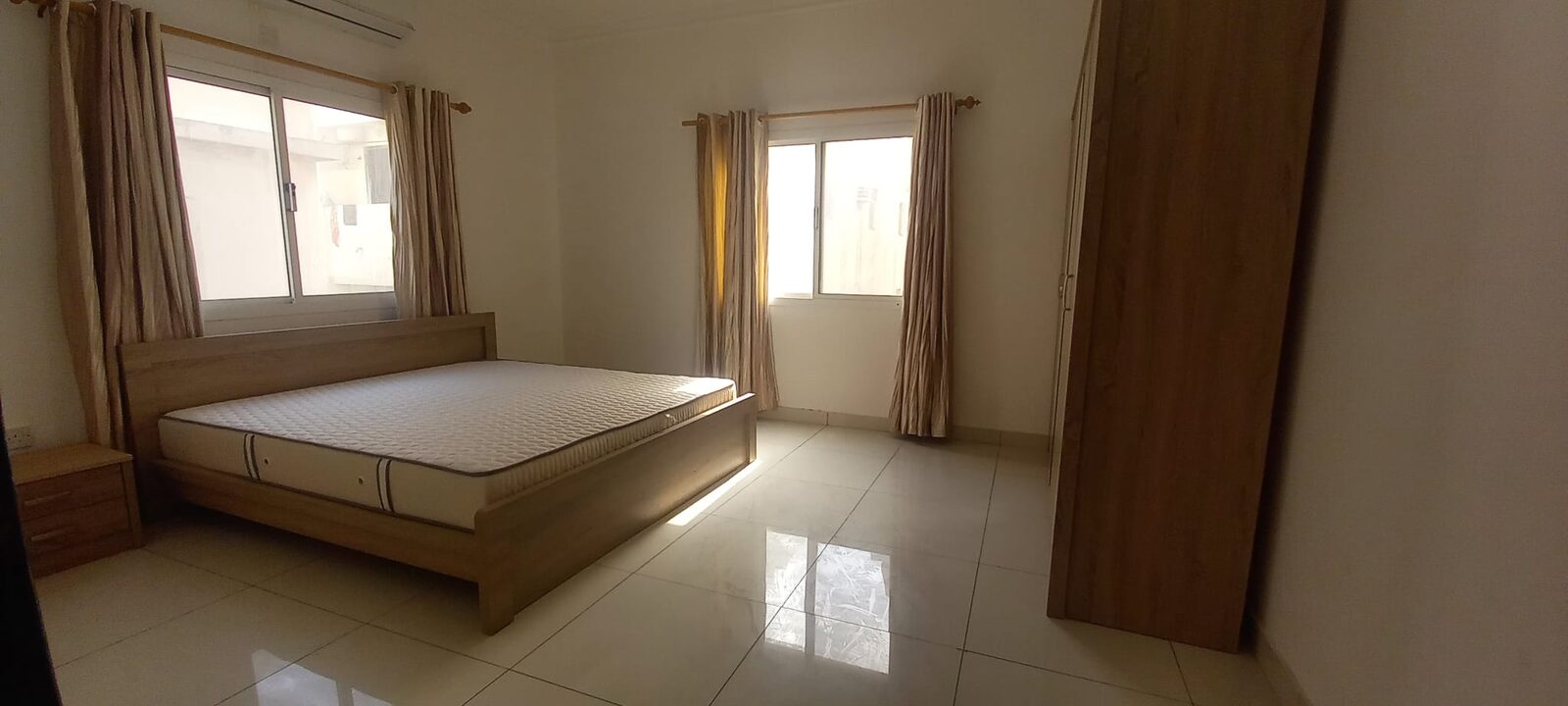 Hoora, Apartments, Flats, Houses & Villas, BHD 300/month,  2 BR,  #2 BEDROOMS,2 BATHROOMS,HALL,KITCHEN,SEMI FURNISHED,WITH A/C,EWA- FLAT FOR RENT #