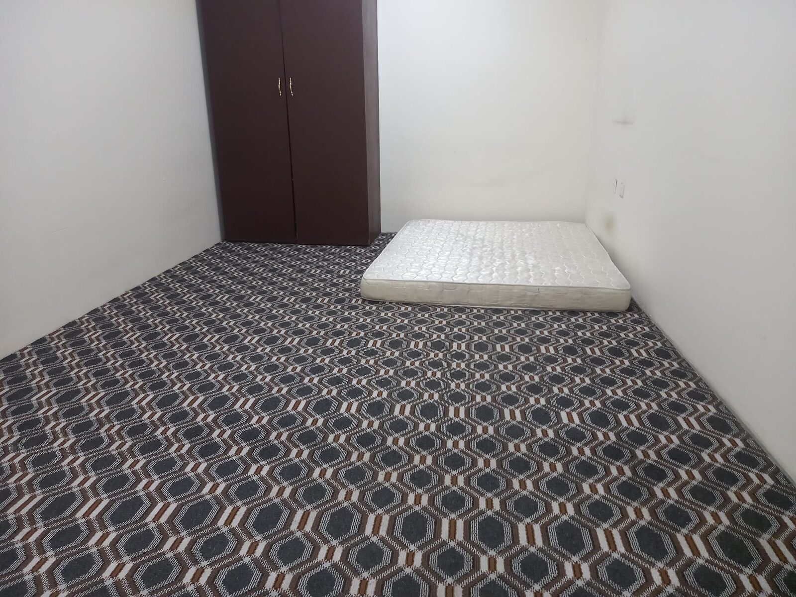 Gudaibiya, Apartments, Flats, Houses & Villas, BHD 160/month,  1 BR,  # 1 BEDROOM,1 BATHROOM,HALL WITH OPEN KITCHEN,WITH A/C,EWA-160/BD#