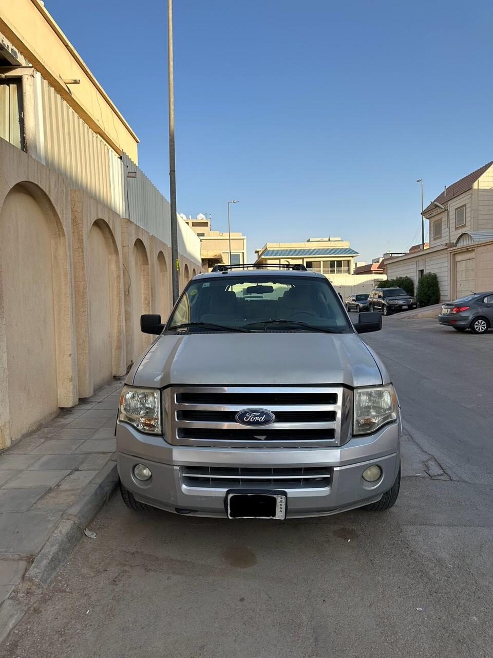Riyadh, Vehicles, Cars & Trucks , SAR 19000,  Ford Expedition,  2011,  Automatic,  288 KM,