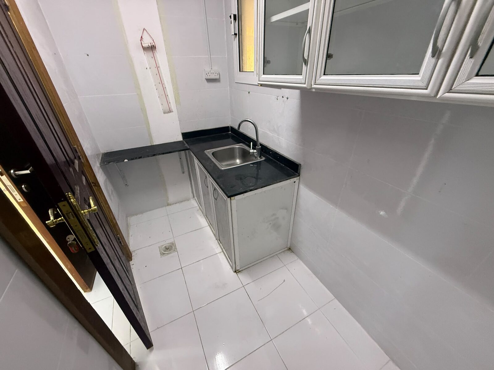 Hoora, Apartments, Flats, Houses & Villas, Studio,  Flat For Rent In Hoora With EWA , Unlimited Opposite Kfc In Exhibition Road