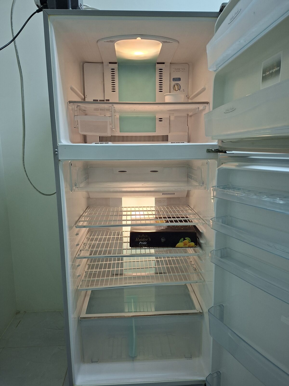 Abqaiq, Household Items, SAR 950,  Toshiba Refrigerator For Sale &ndash; Model GR-RG70RT  Big Size Household Refrigerator