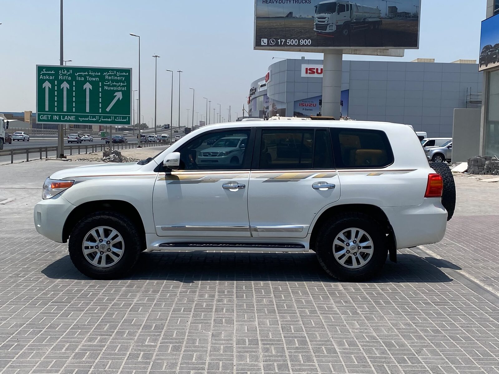 Manama, Vehicles, Cars & Trucks , BHD 5000,  Toyota Land Cruiser GXR,  2008,  Manual,  249100 KM,    (White)