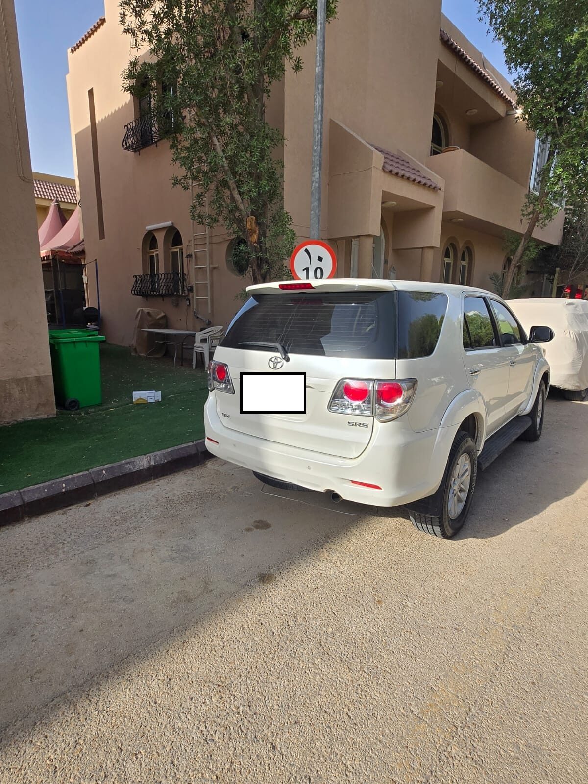 Riyadh, Vehicles, Cars & Trucks , SAR 62000,  Toyota Fortuner,  2015,  Automatic,  179000 KM,  Very Good Conditions  4x4 Car