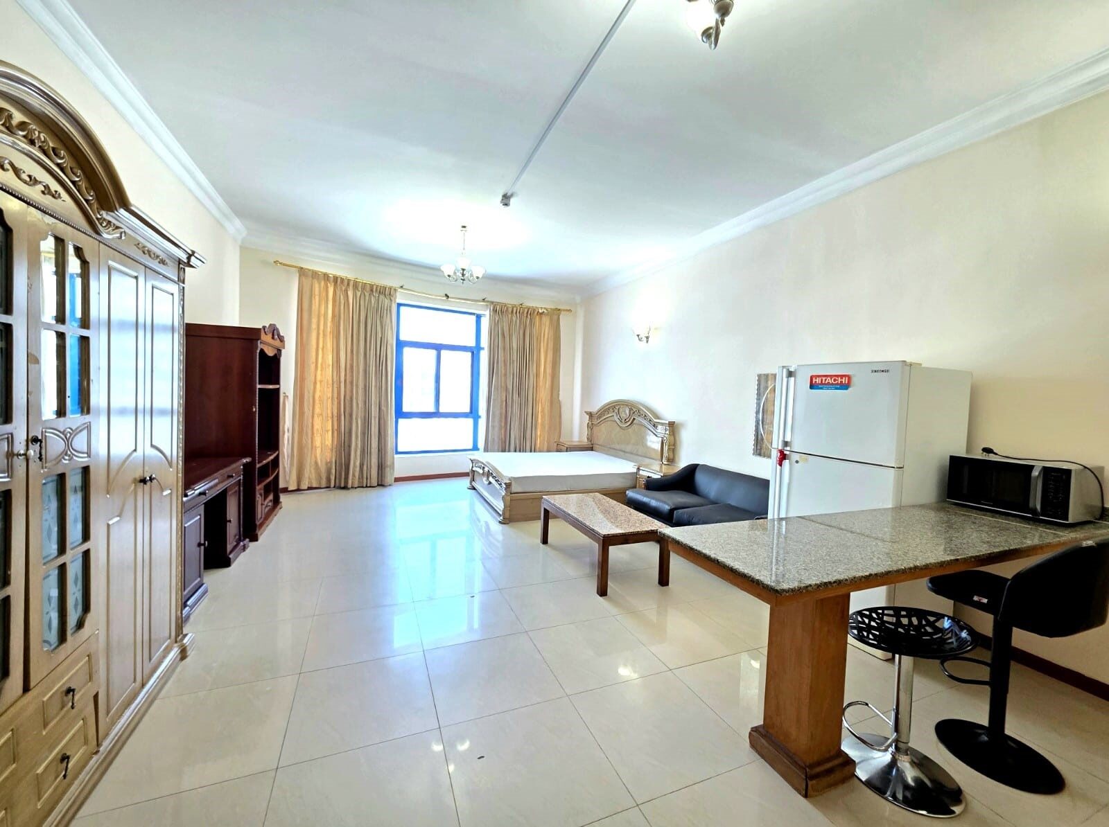 Juffair, Apartments, Flats, Houses & Villas, BHD 200/month,  Furnished,  Studio,  60 Sq. Meter,  Large Studio Flat | Free Internet & H/k | Family Bulding | With CPR Address | Near Ramez M