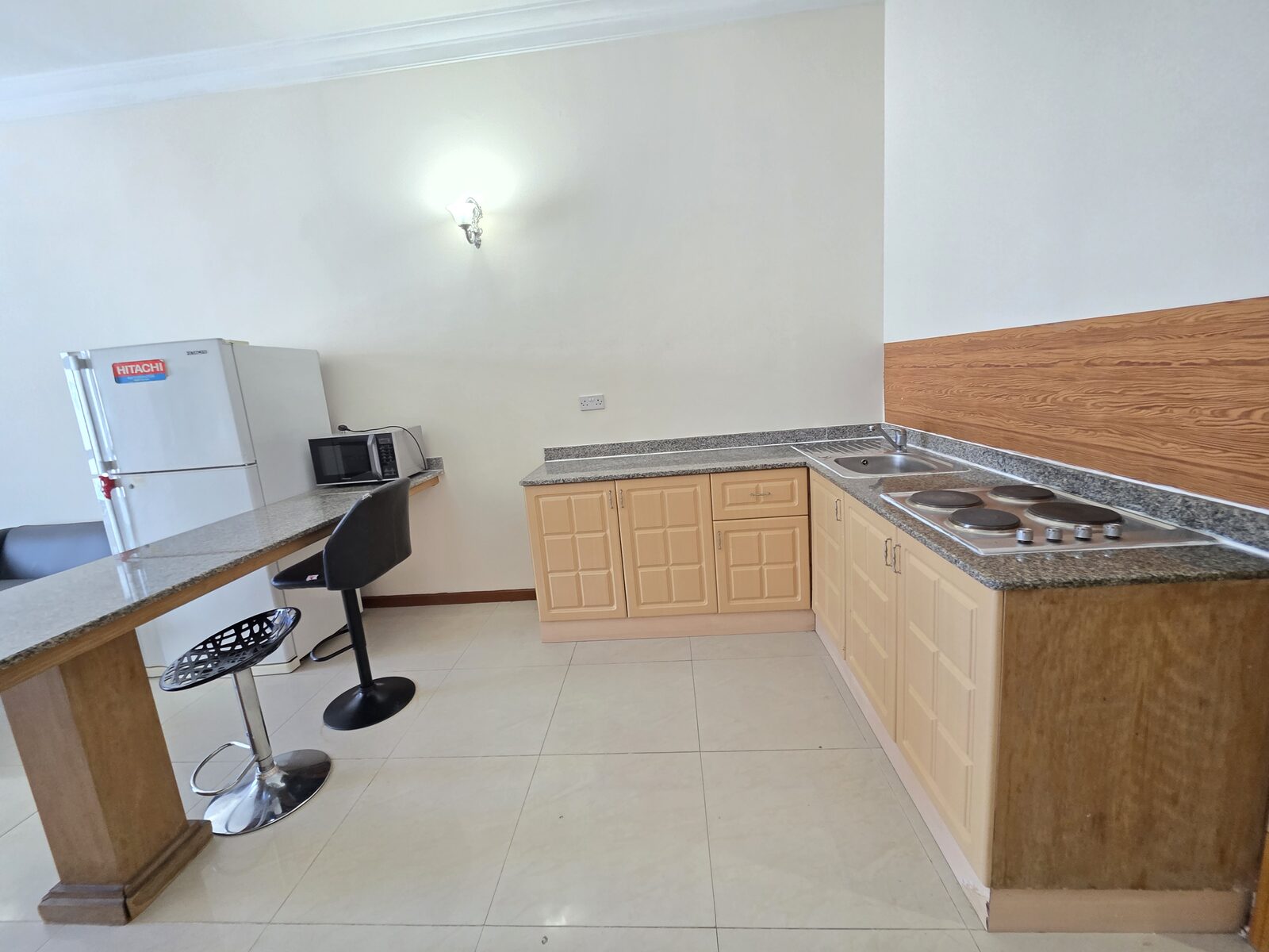 Juffair, Apartments, Flats, Houses & Villas, BHD 200/month,  Furnished,  Studio,  60 Sq. Meter,  Large Studio Flat | Free Internet & H/k | Family Bulding | With CPR Address | Near Ramez M
