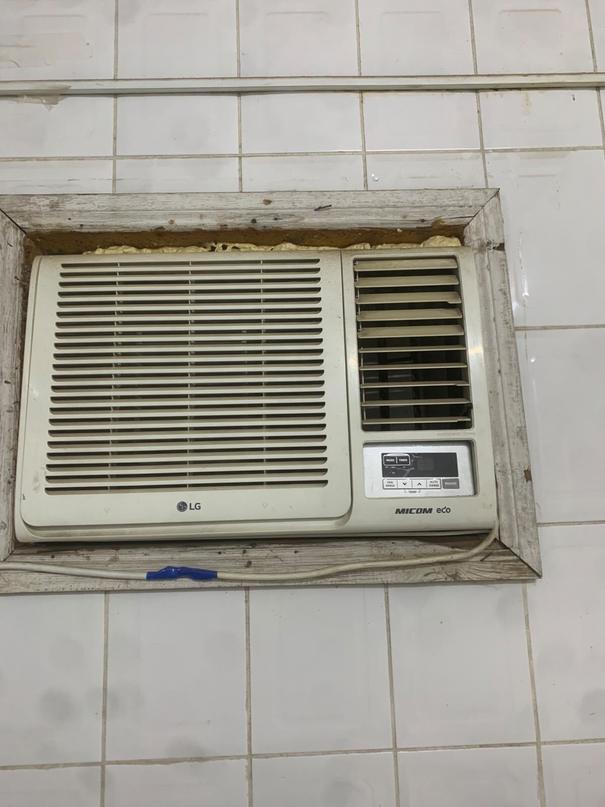 Jeddah, Furniture, SAR 2000,  House Furniture For Sale (FINAL EXIT) Urgent Sale.
