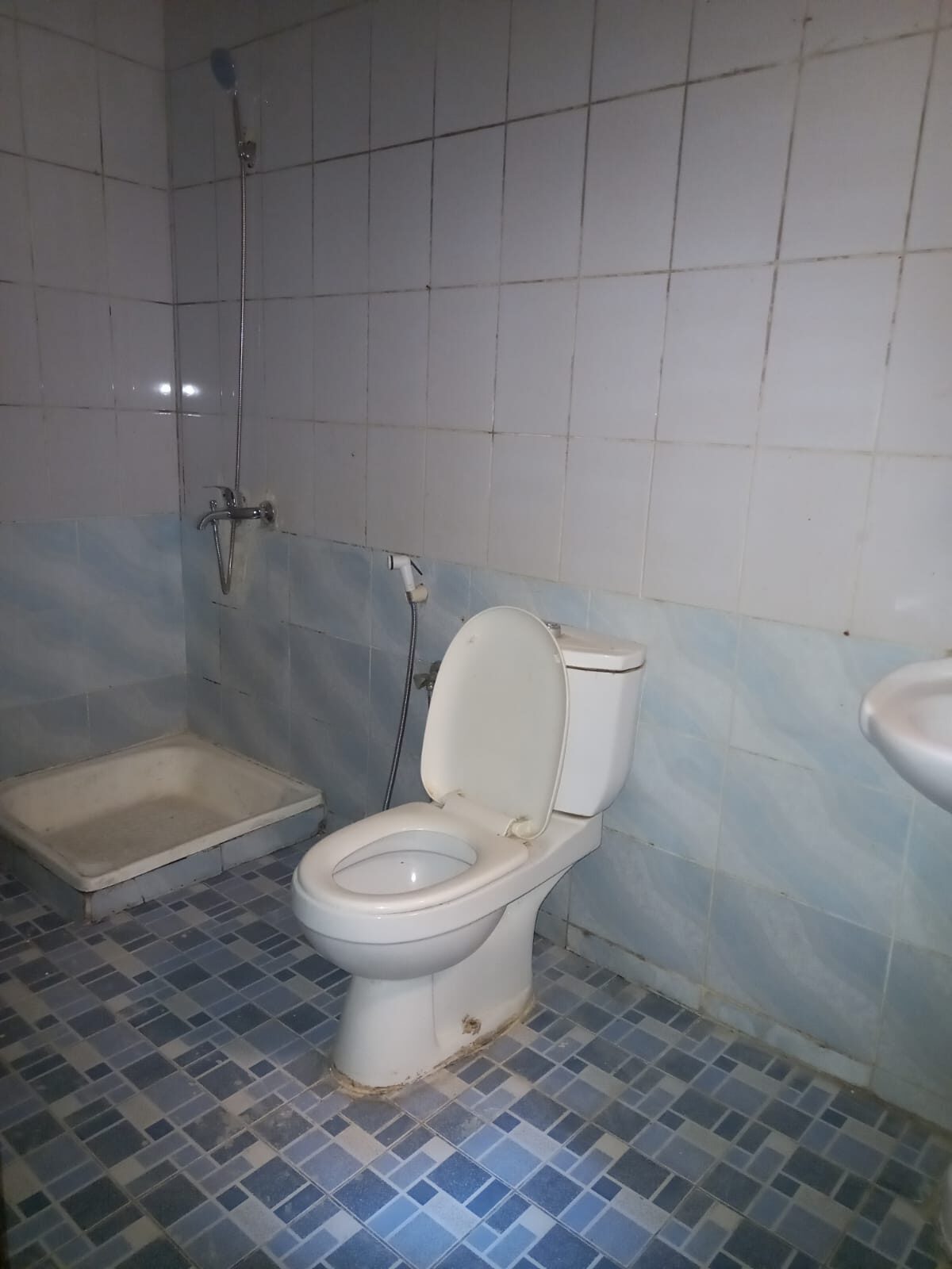 Gudaibiya, Apartments, Flats, Houses & Villas, BHD 140/month,  2 BR,  # 2 BEDROOMS,1 BATHROOM,HALL,KITCHEN,SEPARATE WATER METER WITHOUT-140/BD#