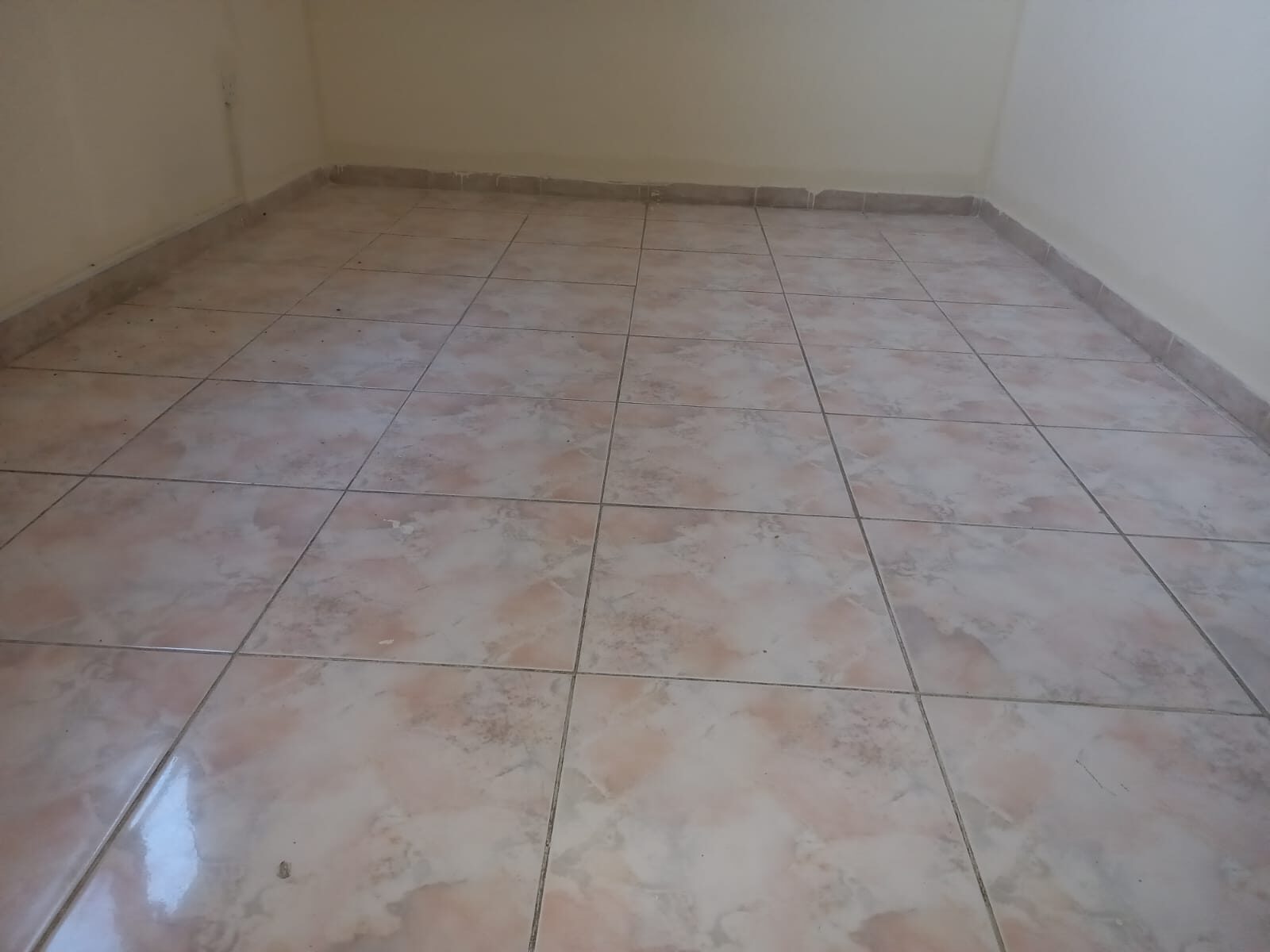 Gudaibiya, Apartments, Flats, Houses & Villas, BHD 140/month,  2 BR,  # 2 BEDROOMS,1 BATHROOM,HALL,KITCHEN,SEPARATE WATER METER WITHOUT-140/BD#