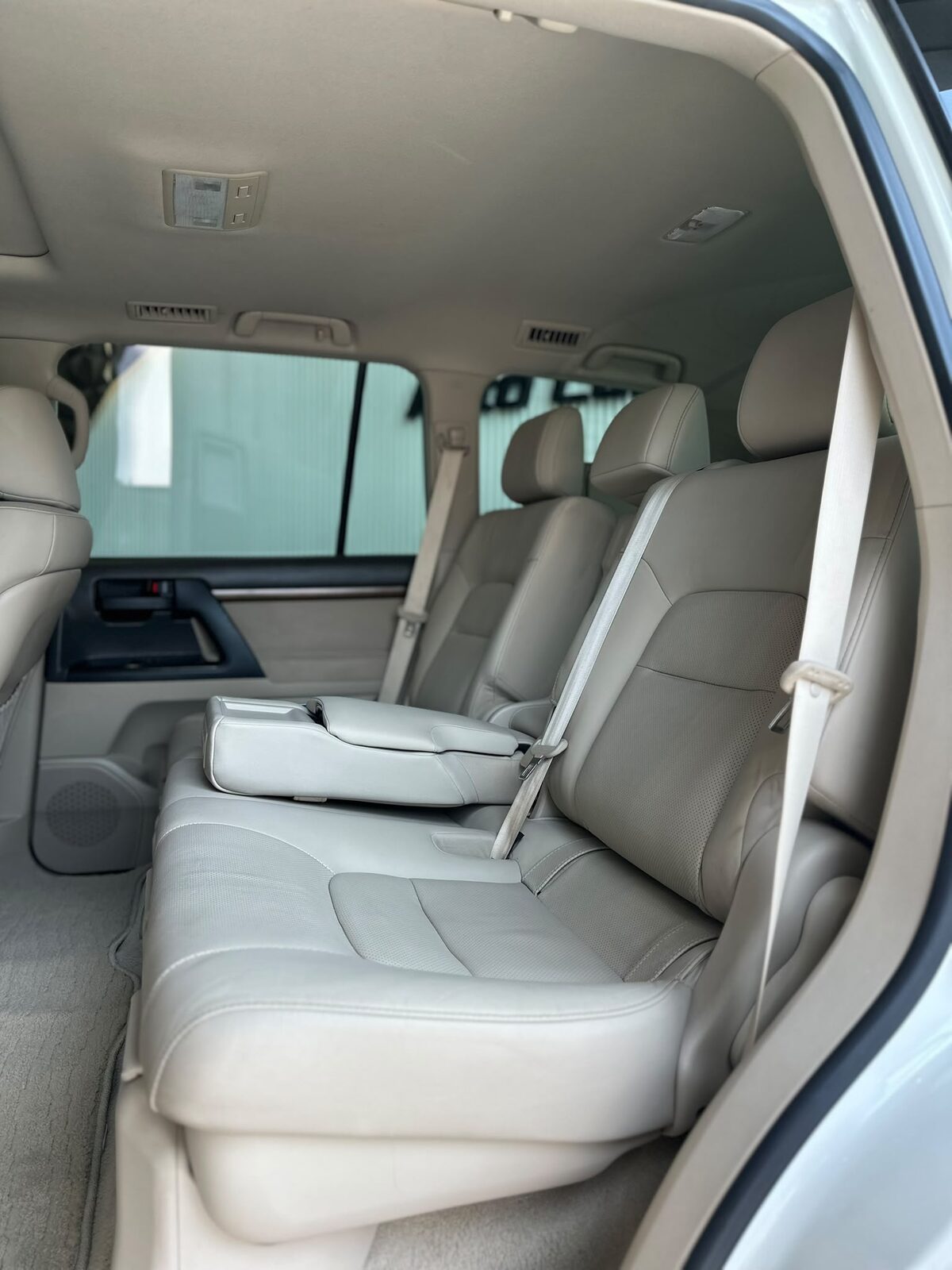 Riffa, Vehicles, Cars & Trucks , BHD 17900,  TOYOTA LAND CRUISER GXR GRAND TOURING V8 2019 WHITE,  2019,  Automatic,  167000 KM,