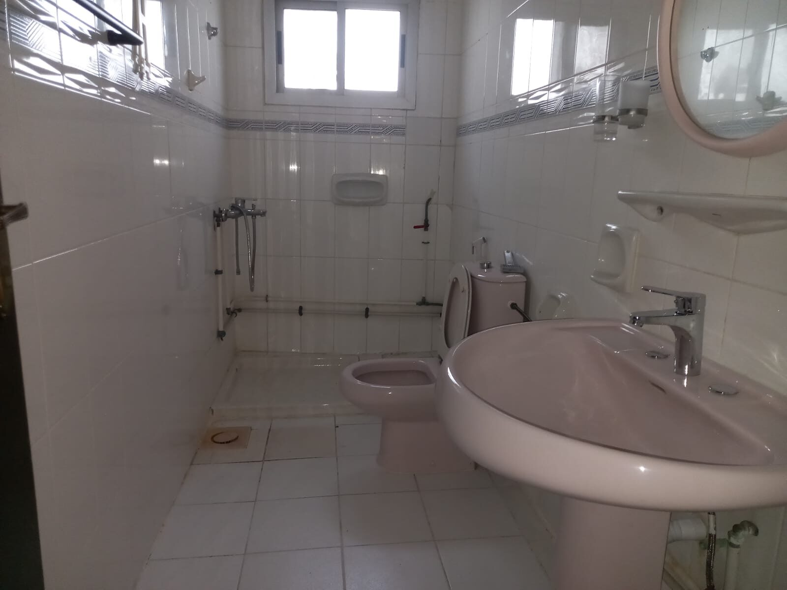 Adliya, Apartments, Flats, Houses & Villas, BHD 240/month,  3 BR,  # 3 BEDROOMS, 2 BATHROOMS,HALL,KITCHEN,FLAT FOR RENT-240/BD #