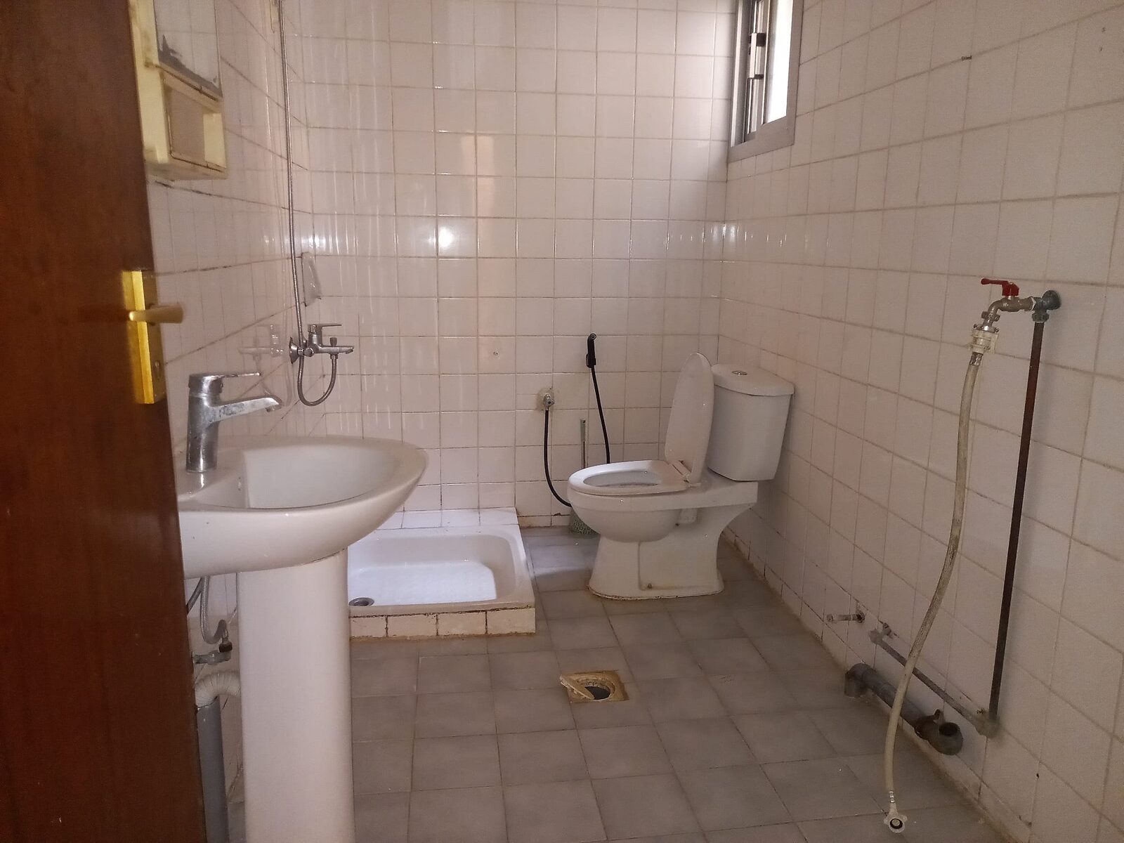 Hoora, Apartments, Flats, Houses & Villas, BHD 150/month,  2 BR,  # 2 BEDROOMS,2 BATHROOMS,HALL,KITCHEN,BALCONY,FLAT FOR RENT IN HOORA#
