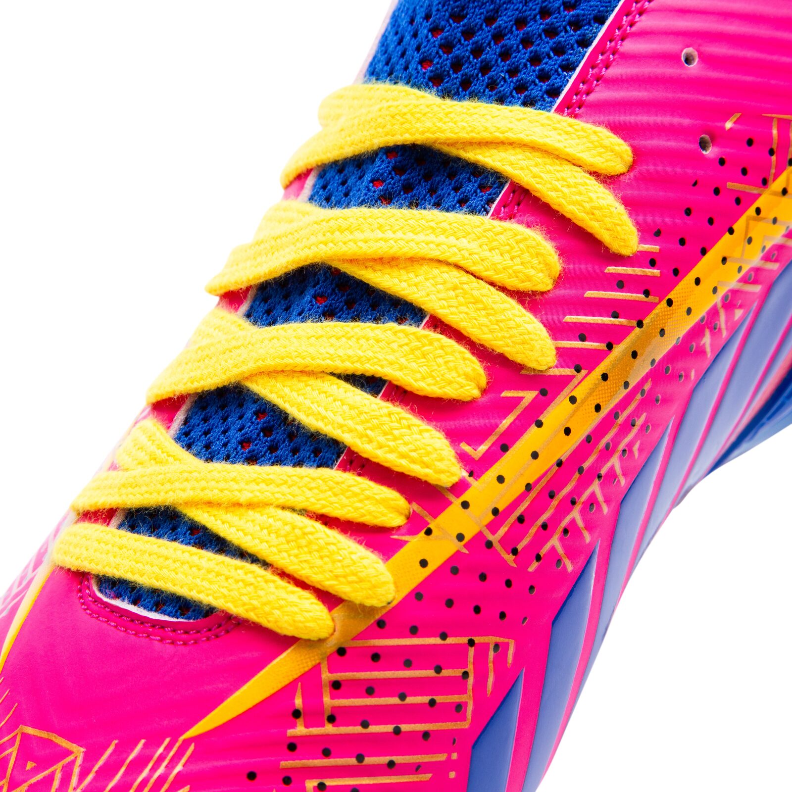New York, Sporting Goods, Bold Barca Soccer Shoes Designed For Youth Players Who Strive