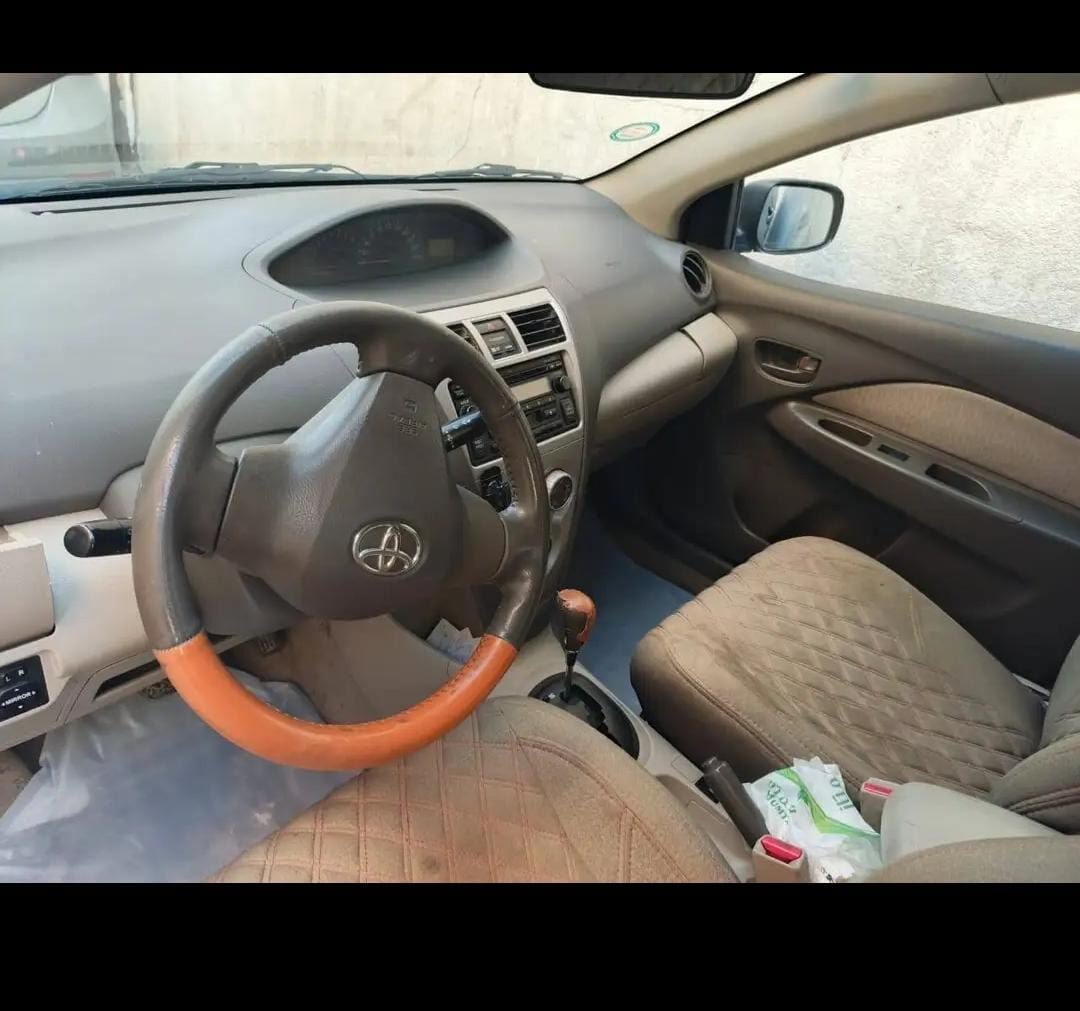 Riyadh, Vehicles, Cars & Trucks , SAR 17500,  Toyota Yaris,  2011,  Automatic,  285000 KM,    For Sale