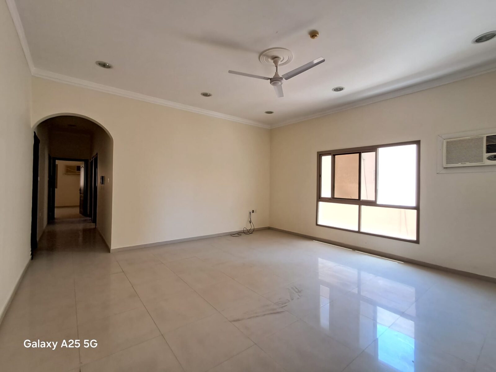 Tubli, Apartments, Flats, Houses & Villas, BHD 230/month,  3 BR,  3 Bedroom Flat Semi Furnished In Tubli - 230 Without Ewa.