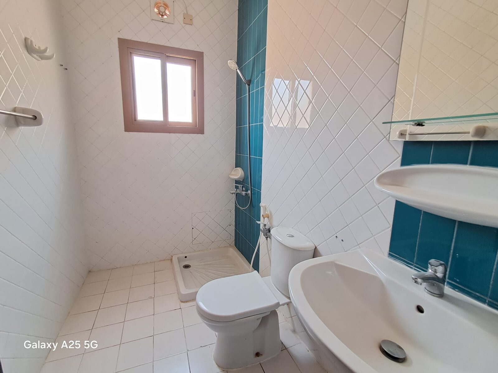 Tubli, Apartments, Flats, Houses & Villas, BHD 230/month,  3 BR,  3 Bedroom Flat Semi Furnished In Tubli - 230 Without Ewa.