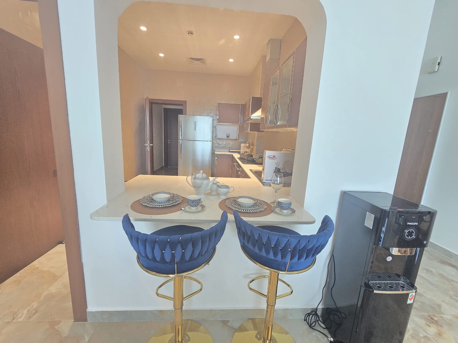 Manama, Apartments, Flats, Houses & Villas, BHD 750/month,  Furnished,  3 BR,  150 Sq. Meter,  Luxurious 2BHK With Maid Room And Facilities In Seef