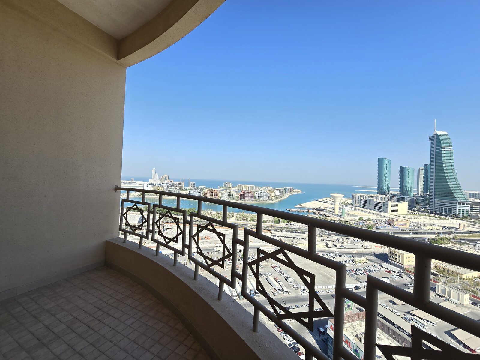 Manama, Apartments, Flats, Houses & Villas, BHD 400/month,  Furnished,  2 BR,  150 Sq. Meter,  Spacious And Furnished 2BHK Apartment In Manama