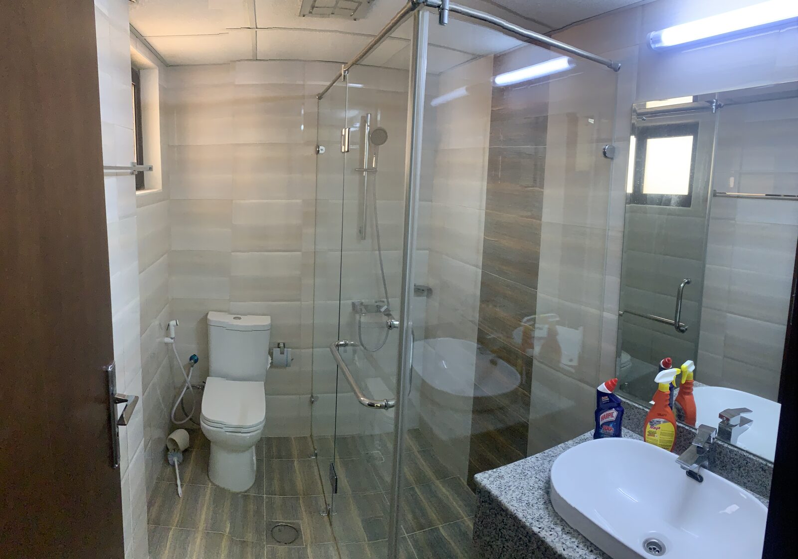 Janabiya, Apartments, Flats, Houses & Villas, BHD 340/month,  3 BR,  150 Sq. Meter,  Janabiya Area 3 Bedroom Semi Furnished Apartment Available For Rent