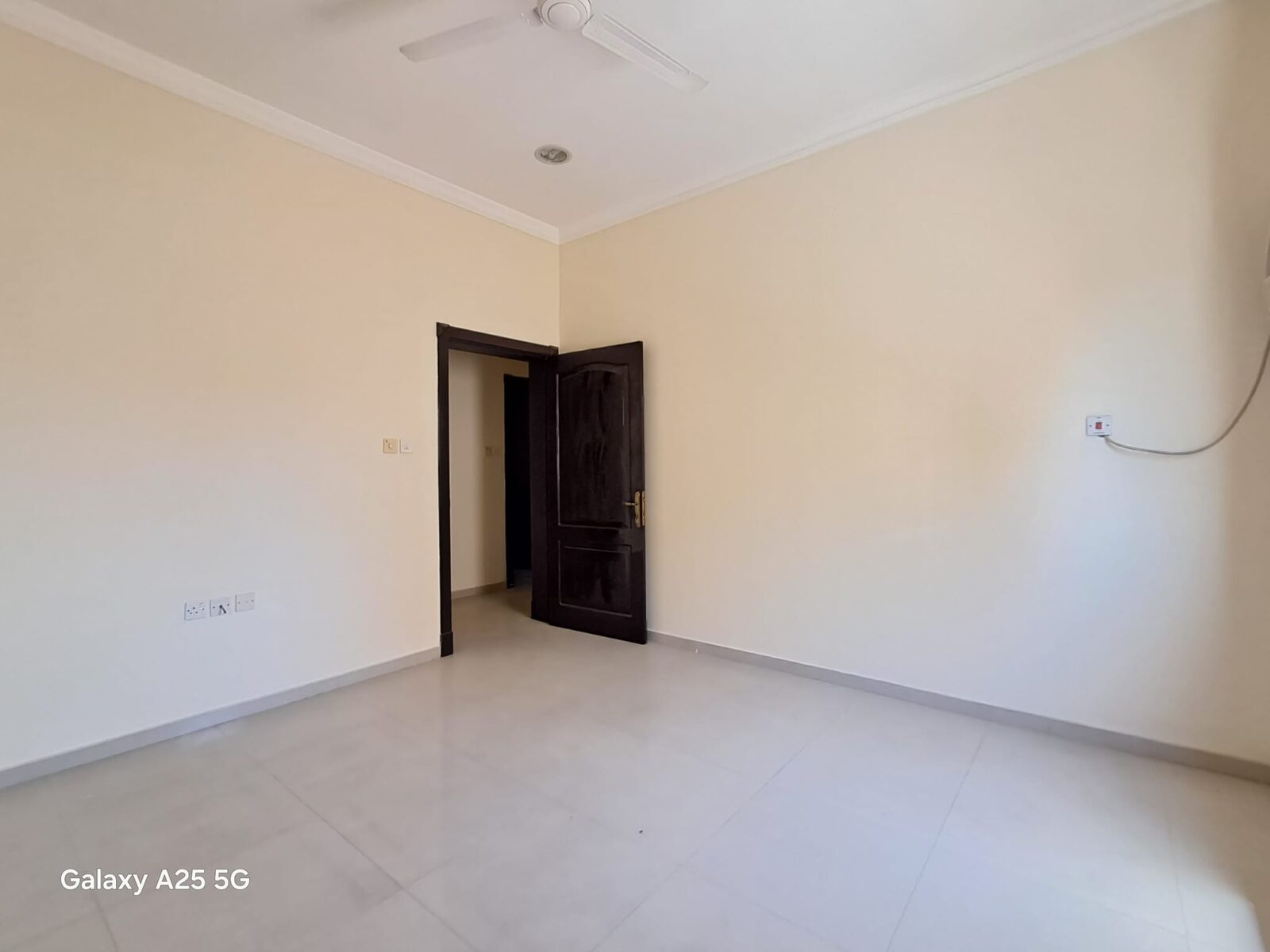 Tubli, Apartments, Flats, Houses & Villas, BHD 230/month,  2 BR,  3 Bedroom Flat In Tubli Rent 230 Bd Without Ewa.
