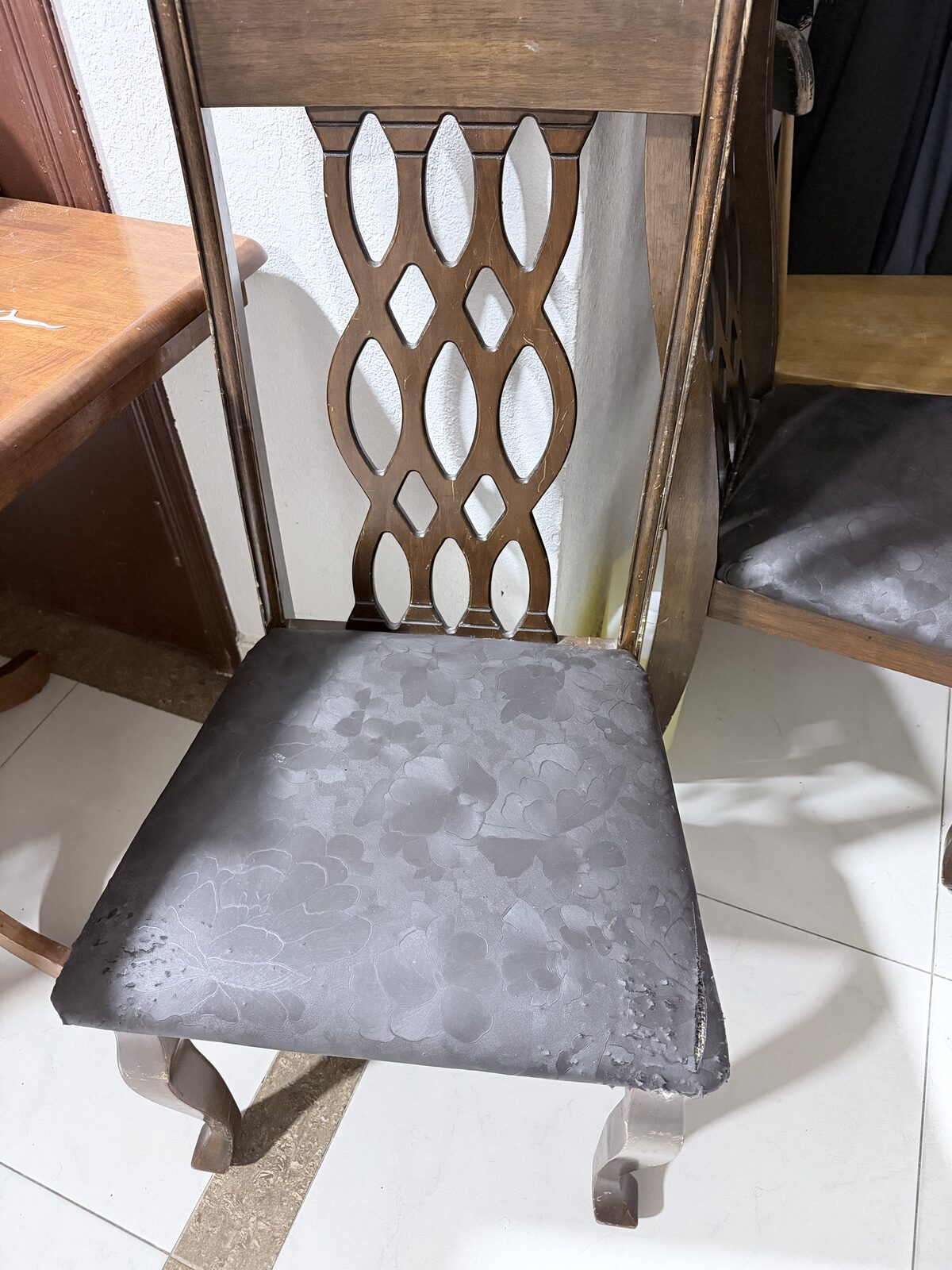 Khobar, Furniture, SAR 400,  Dining Table
