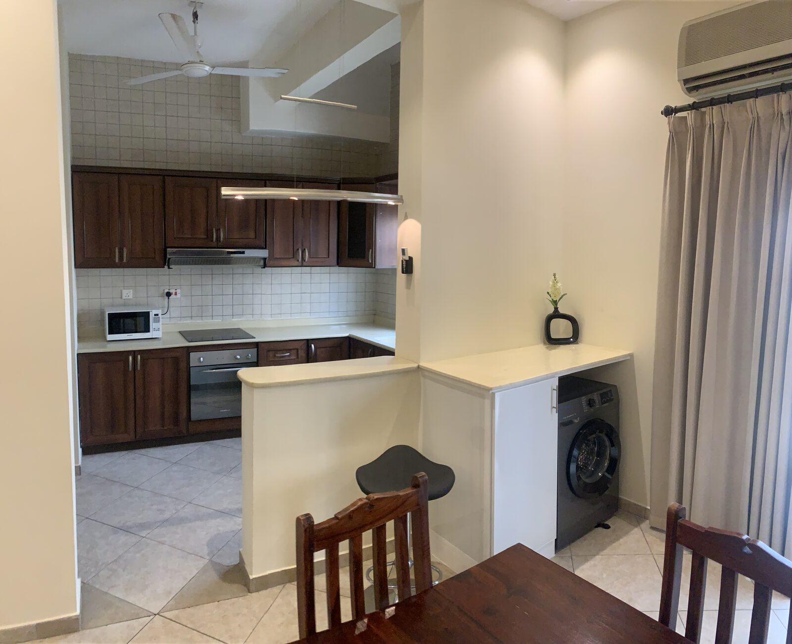 Janabiya, Apartments, Flats, Houses & Villas, BHD 280/month,  Furnished,  1 BR,  130 Sq. Meter,  Janabiya Area 1 Bedroom Furnished Apartment Available For Rent
